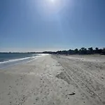 Pieds Dans Eau Апартаменты *