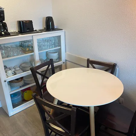 Апартаменты Pieds Dans Eau Йер