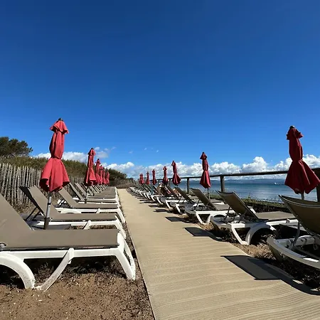 Pieds Dans Eau Апартаменты *