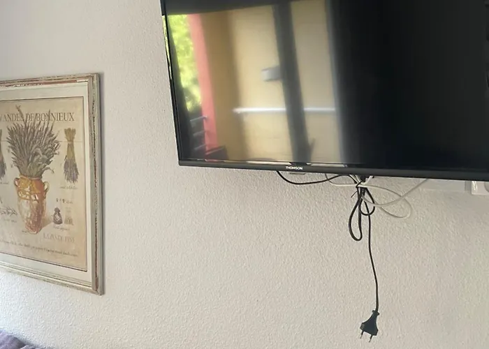 Pieds Dans Eau Hyeres