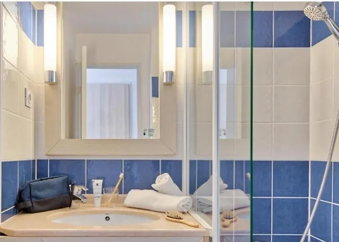 Pieds Dans Eau Apartment *