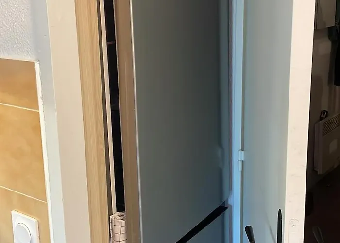 Pieds Dans Eau Hyeres