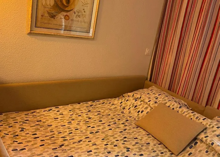 Pieds Dans Eau * Hyeres